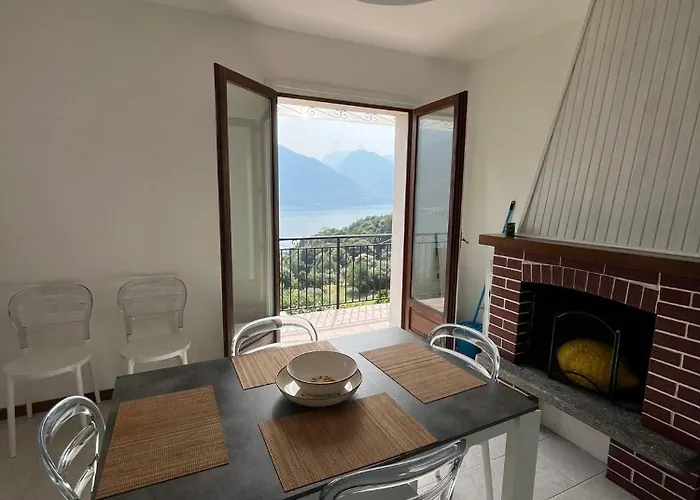 Holiday home Panorama Cremia-casa Lina Cremia