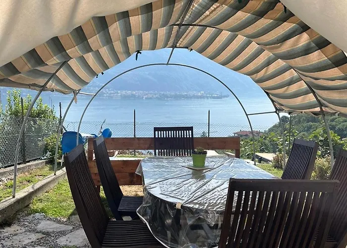 Holiday home Panorama Cremia-casa Lina Cremia