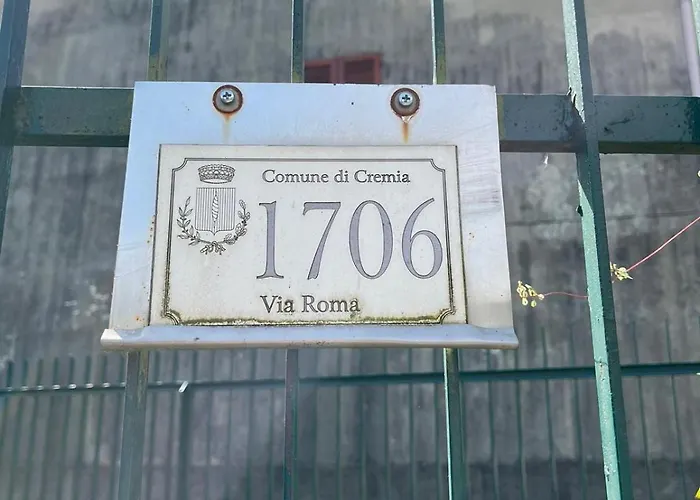 Holiday home Panorama Cremia-casa Lina