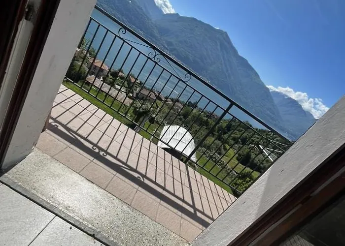 Holiday home Panorama Cremia-casa Lina Cremia